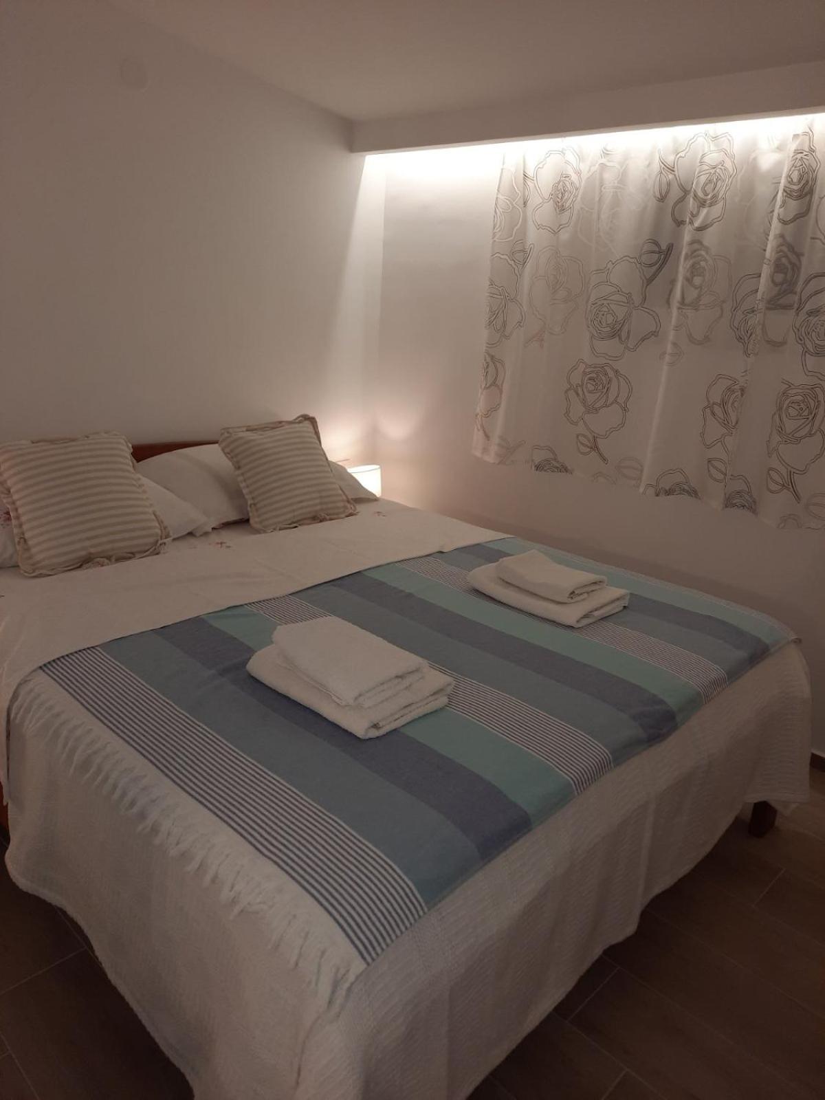 Apartments Ruzica Pinezići Quarto foto