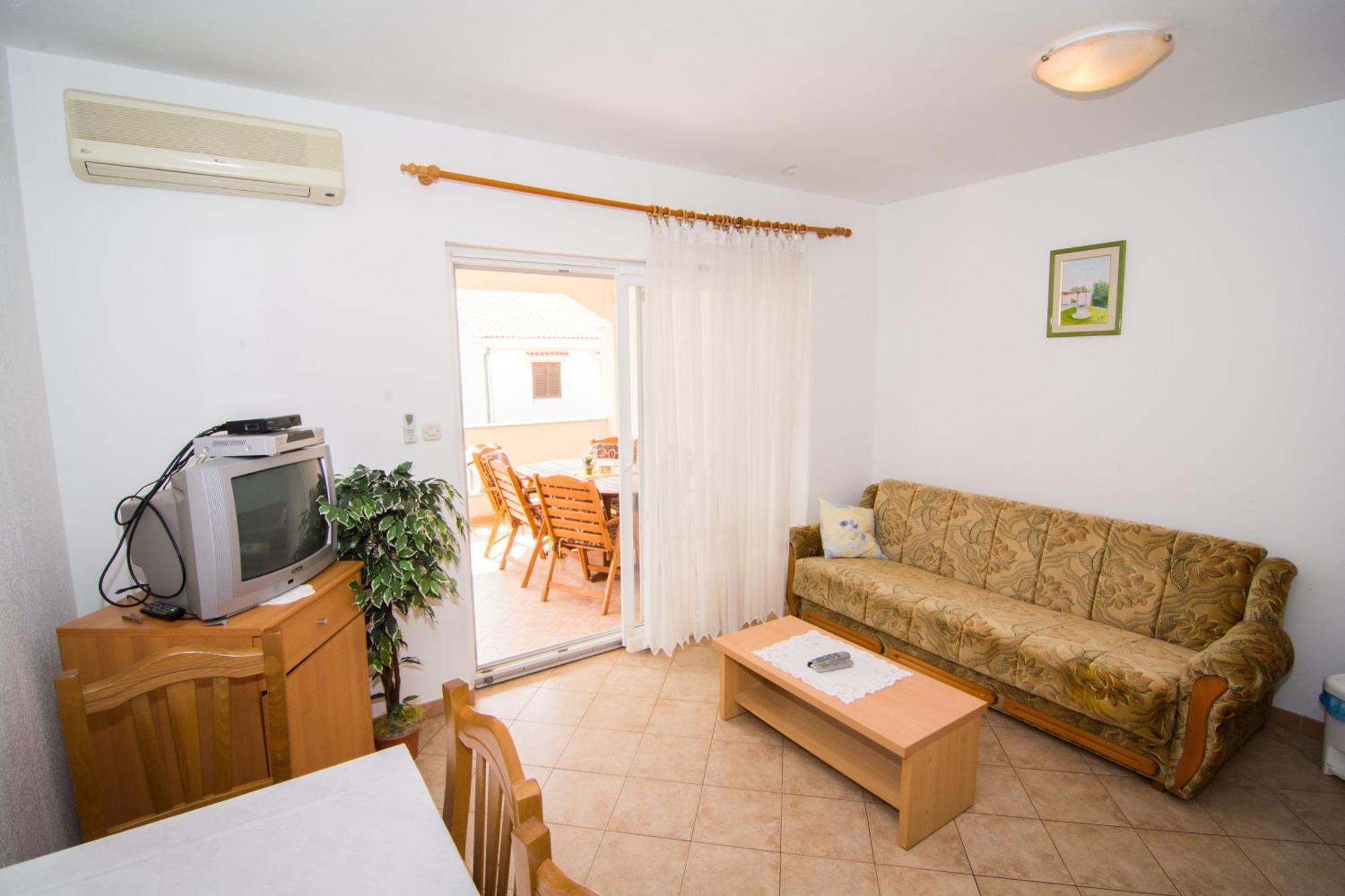Apartments Ruzica Pinezići Quarto foto